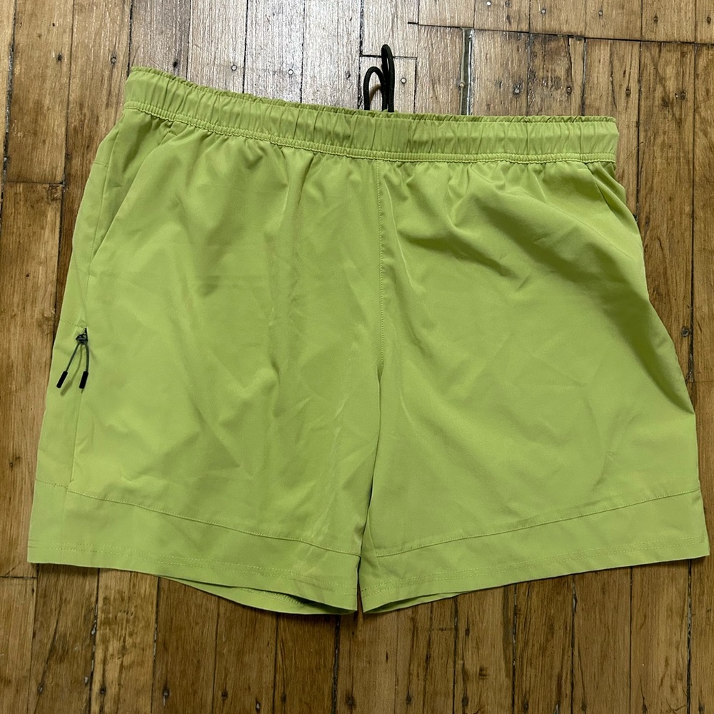 Men’s athletic shorts